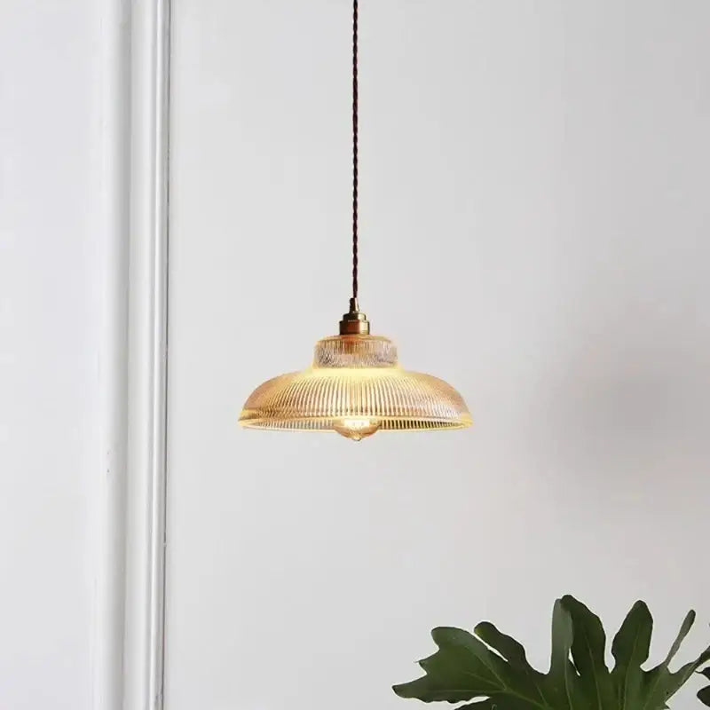 Suspension luminaire style art déco en verre vert ou ambre chic