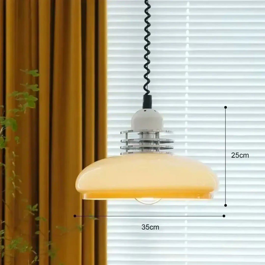 Suspension luminaire bau en verre ambré avec cadre en métal chromé et cordon noir pour une ambiance unique et style rétro