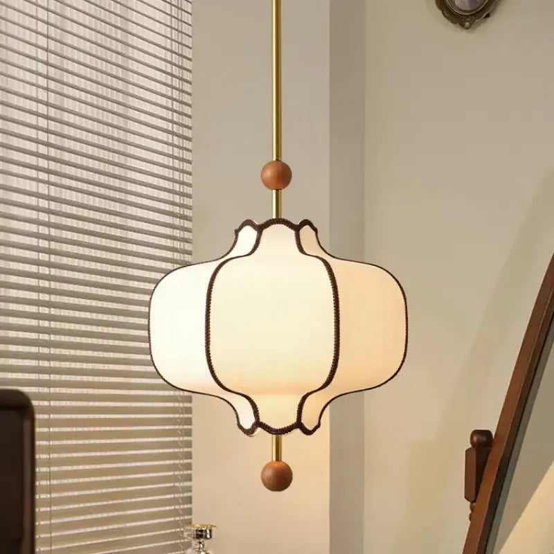 Suspension luminaire en tissu blanc chic et moderne