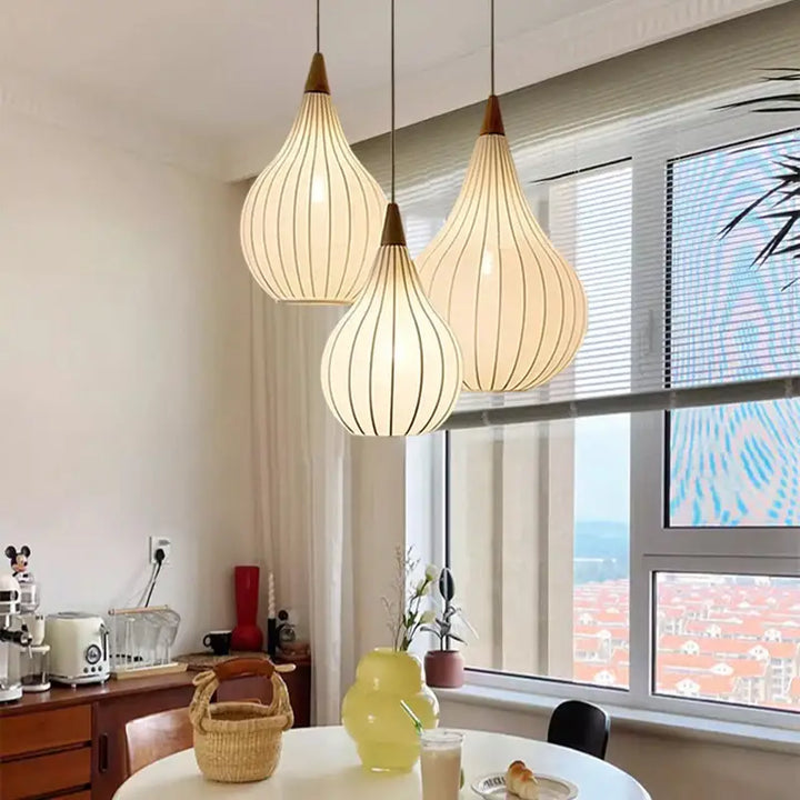 Suspension luminaire en tissu motif marron au style asiatique