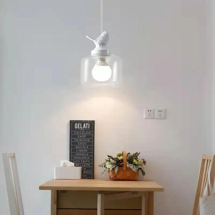 Suspension luminaire en verre avec décor oiseau blanc moderne