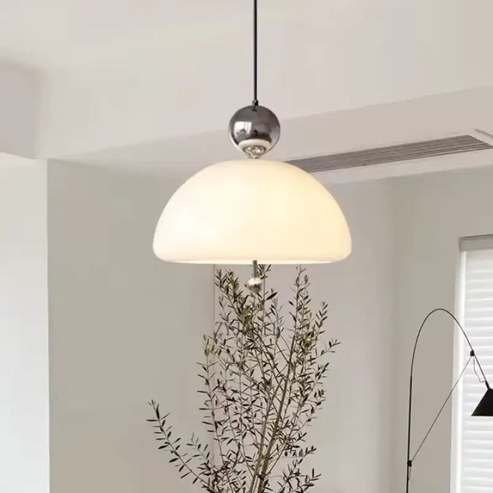 Suspension Luminaire Verre Demi Globe Blanc Et Finitions Doré Raffiné