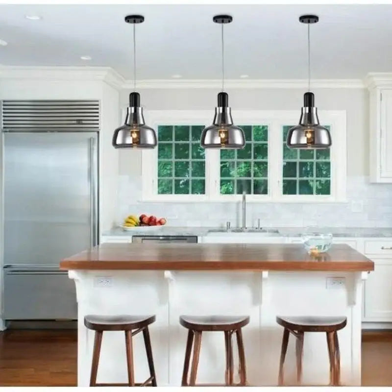 Suspension luminaire en verre fumé style moderne et design élégant