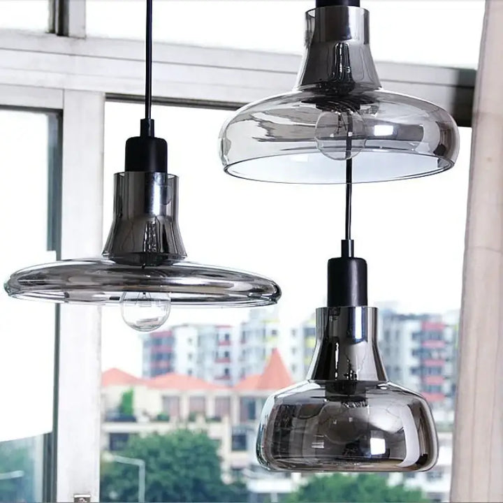 Suspension luminaire en verre fumé style moderne et design élégant