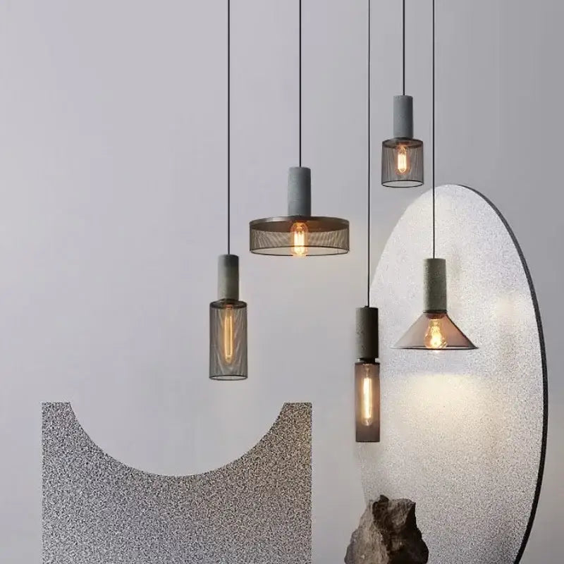 Suspension luminaire en verre et métal design moderne noir