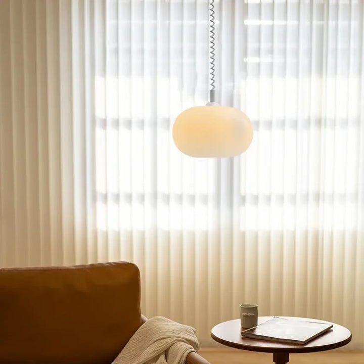 Suspension luminaire fanaty avec verre opalin ovale chaud et câble spiralé métallique pour éclairage intérieur