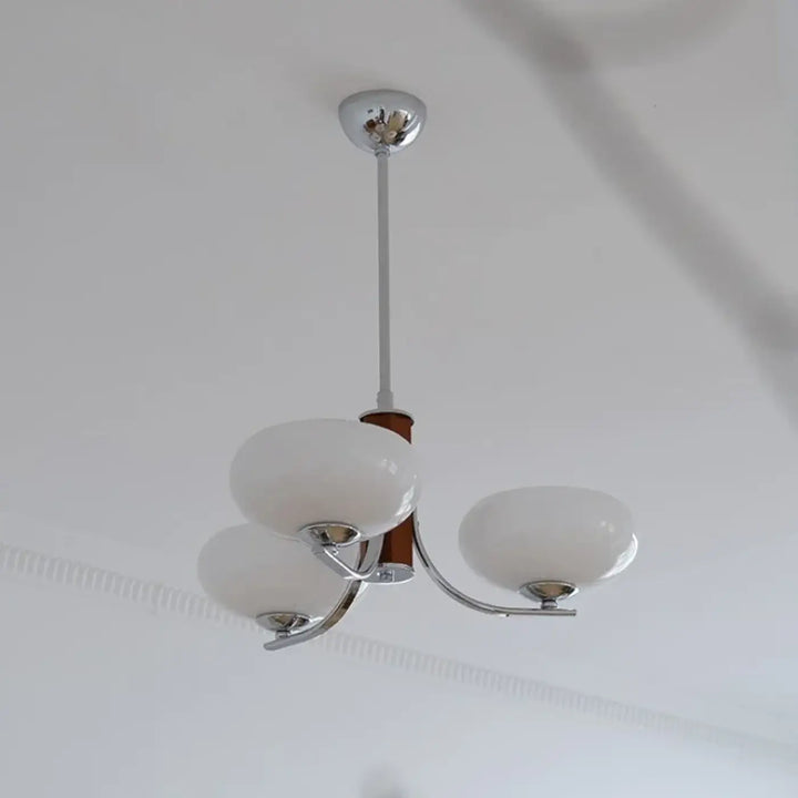 Suspension luminaire en verre opalin et support chromé moderne