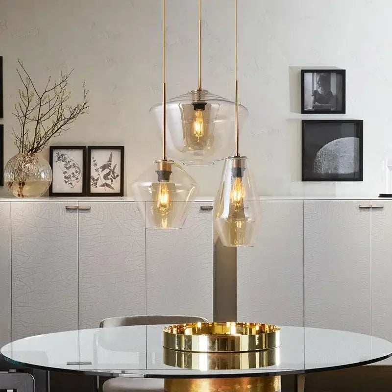 Suspension luminaire en verre transparent design moderne chic