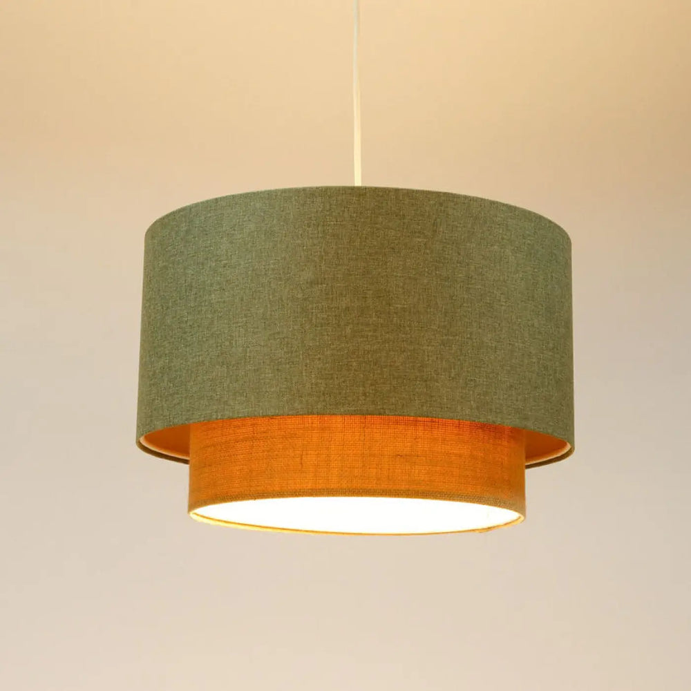 Suspension luminaire duo boho elegant vert gris beige ecru avec abat-jour en tissu texturé vert olive et orange