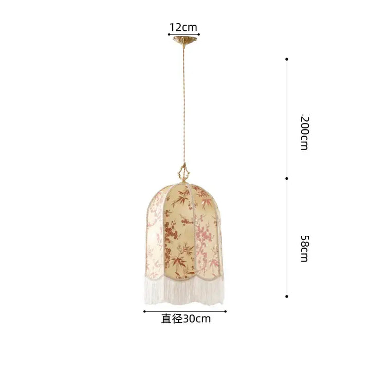 Suspension luminaire vintage floral avec des franges élégantes