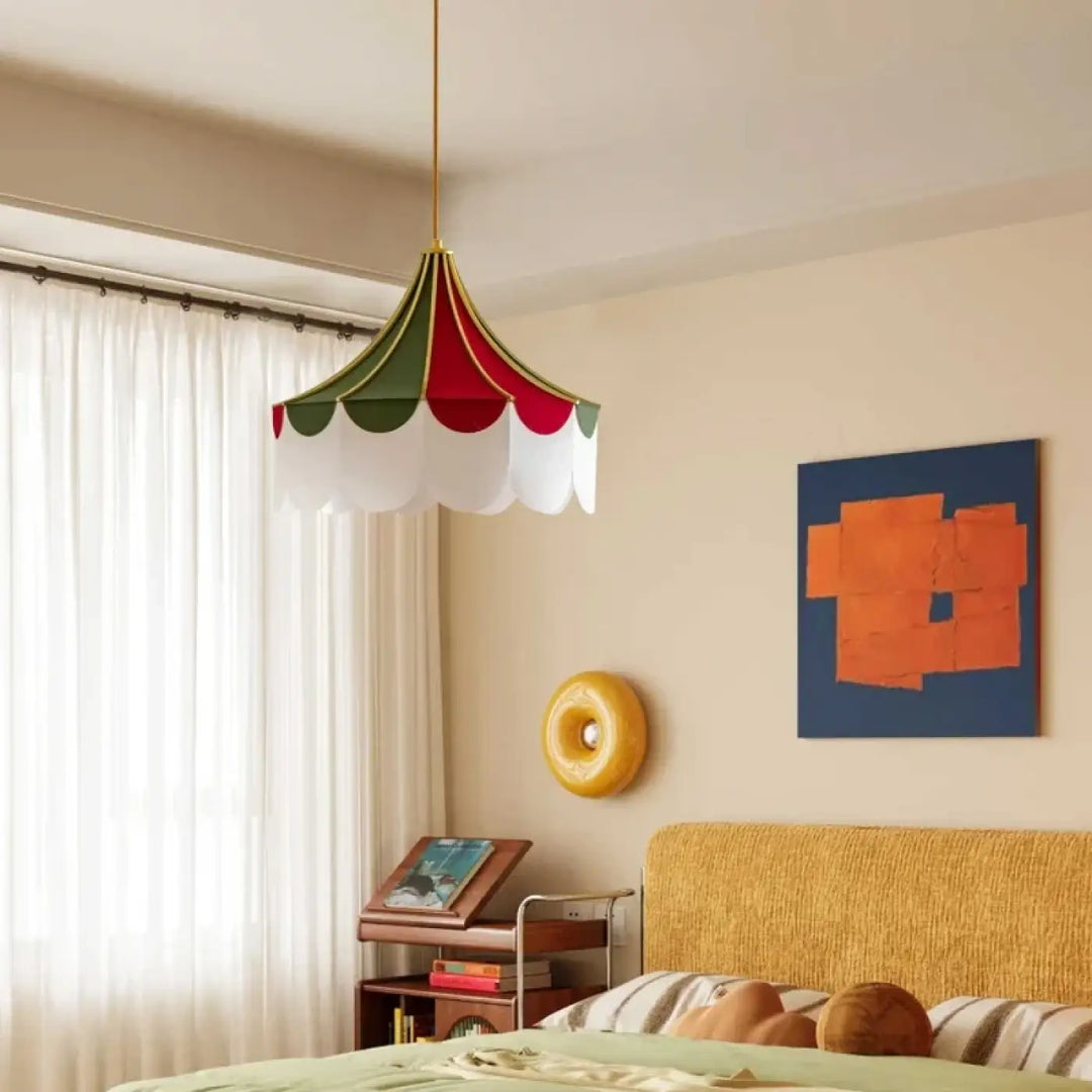 Suspension luminaire vintage en tissu coloré élégant style rétro chic