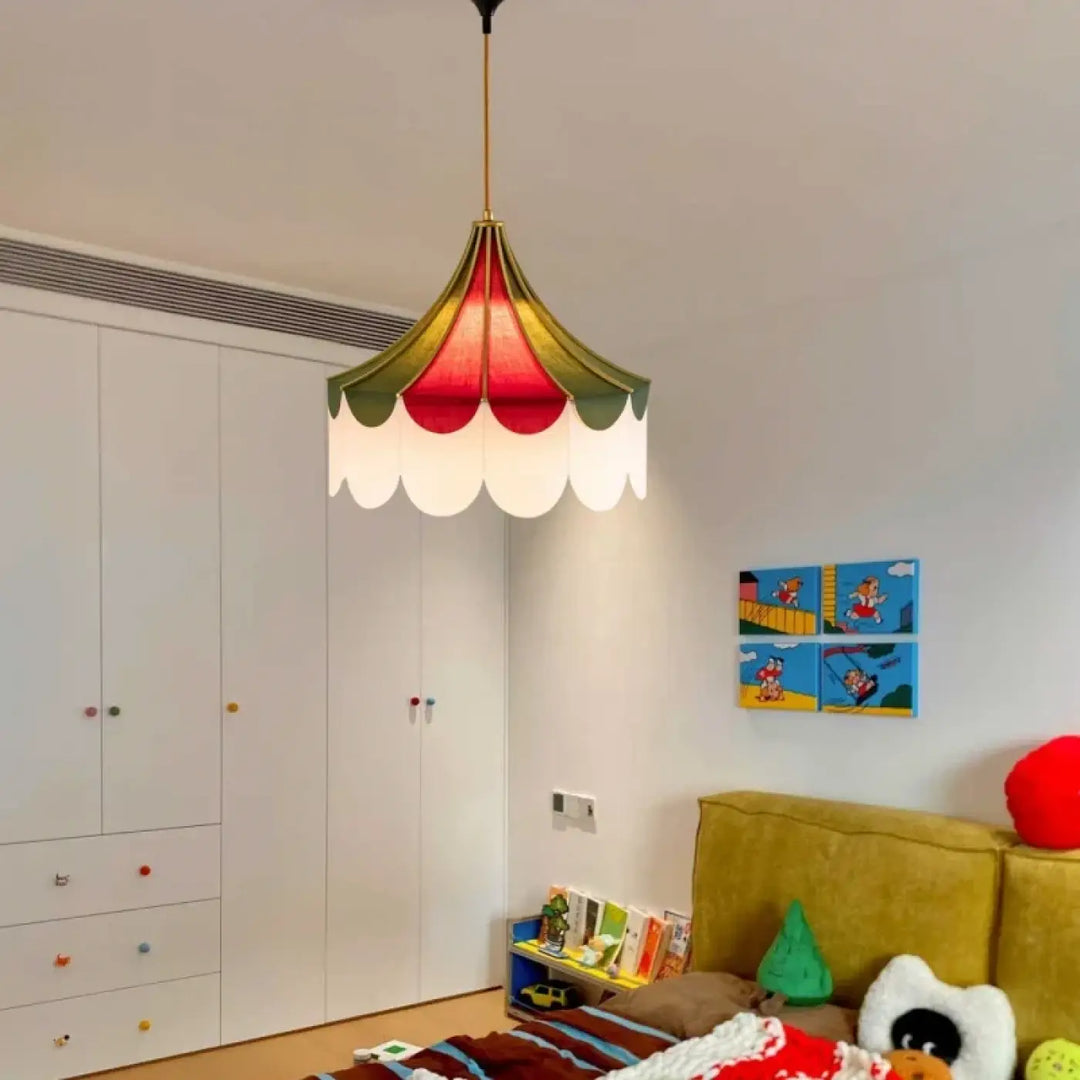 Suspension luminaire vintage en tissu coloré élégant style rétro chic