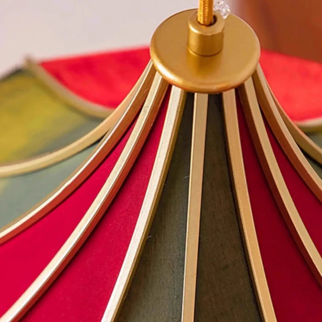 Suspension luminaire vintage en tissu coloré élégant style rétro chic