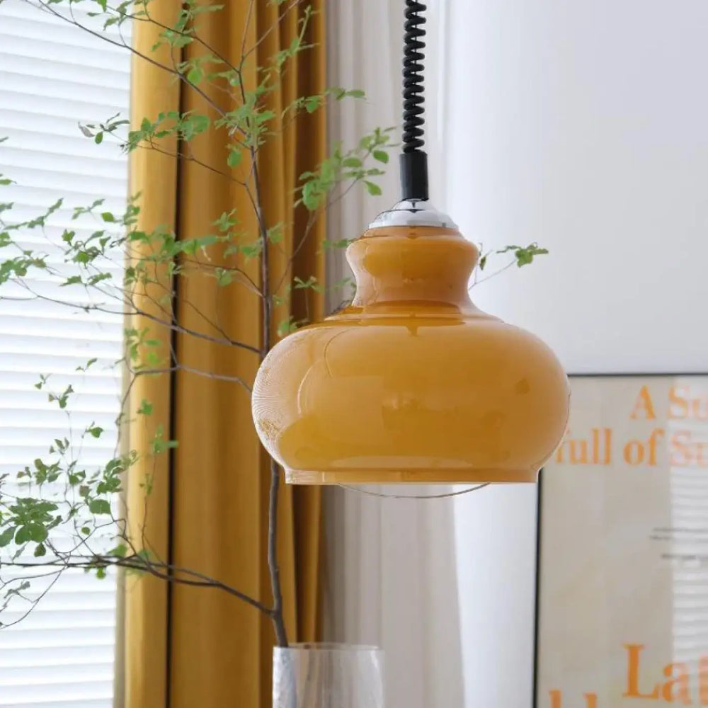 Suspension luminaire vintage en verre coloré pour ambiance chaude