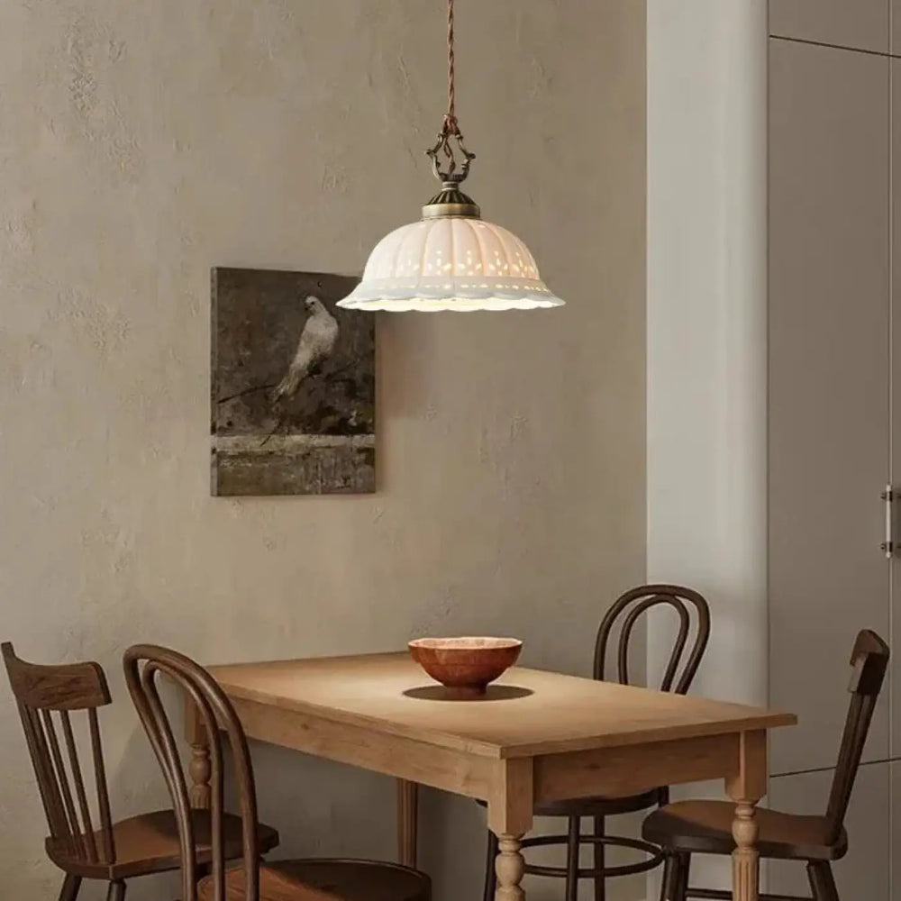 Suspension luminaire vintage en verre au style antique