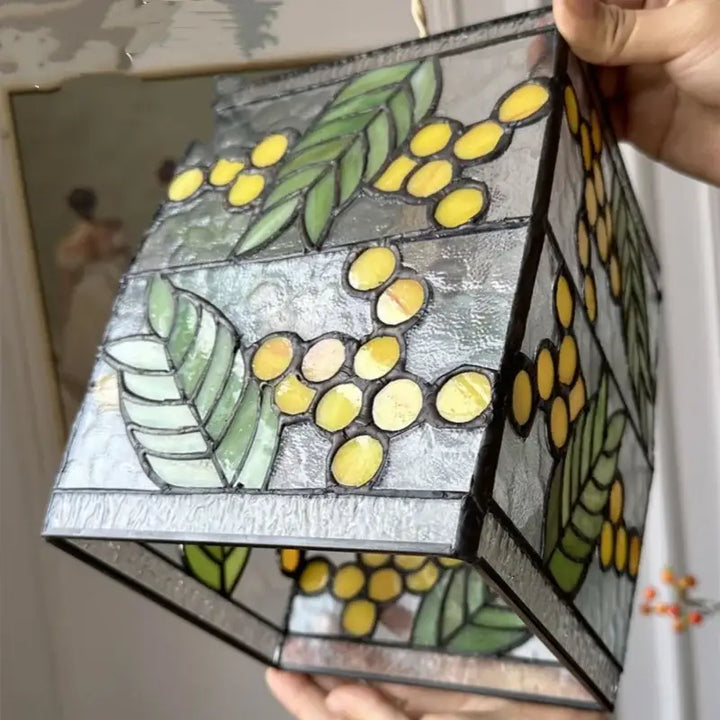 Suspension luminaire vitrail art déco motifs naturels raffiné