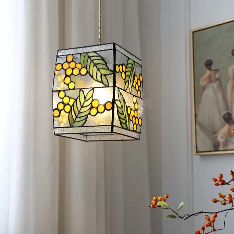 Suspension luminaire vitrail art déco motifs naturels raffiné