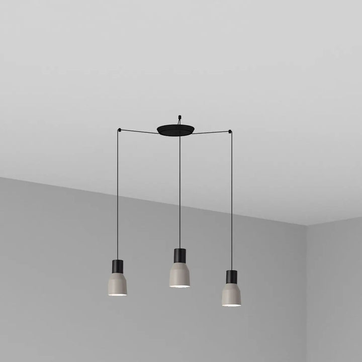 Suspension Kombo 12 cm grise à 3 suspensions de Faro Barcelona