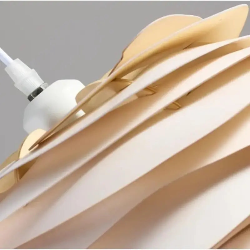 Suspension moderne en bois forme fleur style naturel