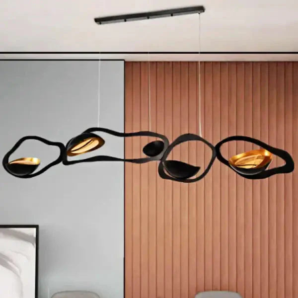 Suspension noire design sculpturale pour bureau ou salon

