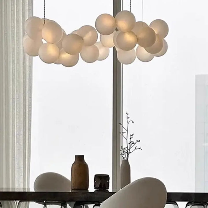 Nordic Acrylic Ball Ceiling Chandelier for Living Room Bedroom Hall Pendant Lamp Minimalist Decor Indoor Lighting