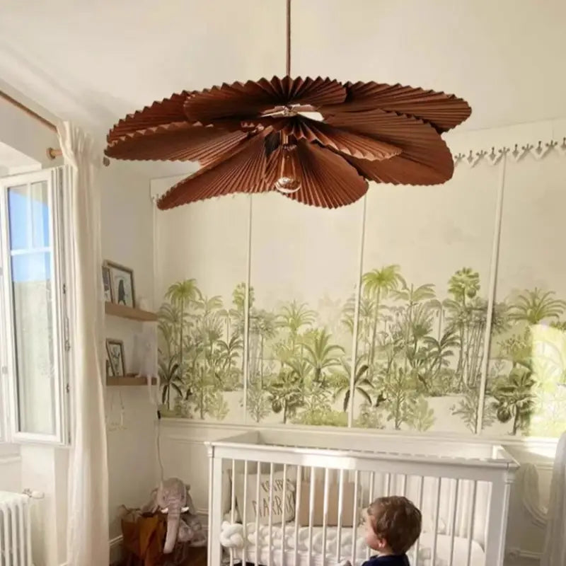 Suspension plissée marron style bohème chic en papier kraft