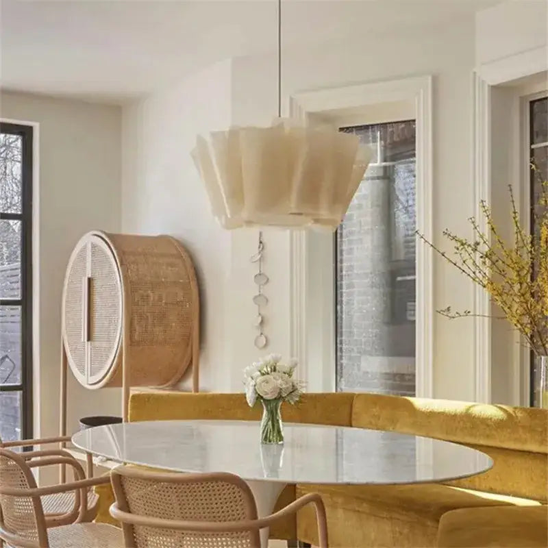 Suspension plissée en tissu beige style contemporain pour salle à mang…

