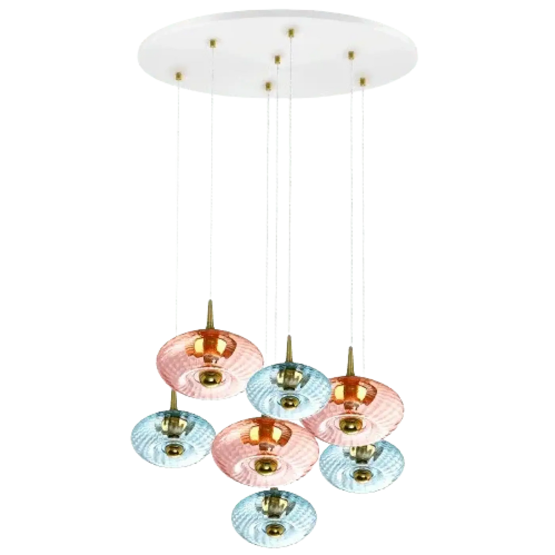 Suspension luminaire grace avec 7 points lumineux en verre soufflé pastel rose et bleu sur rosace grace dorée