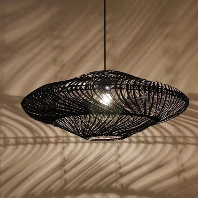 Suspension Rotin Design Spirale Effet Ombres Moderne Élégante

