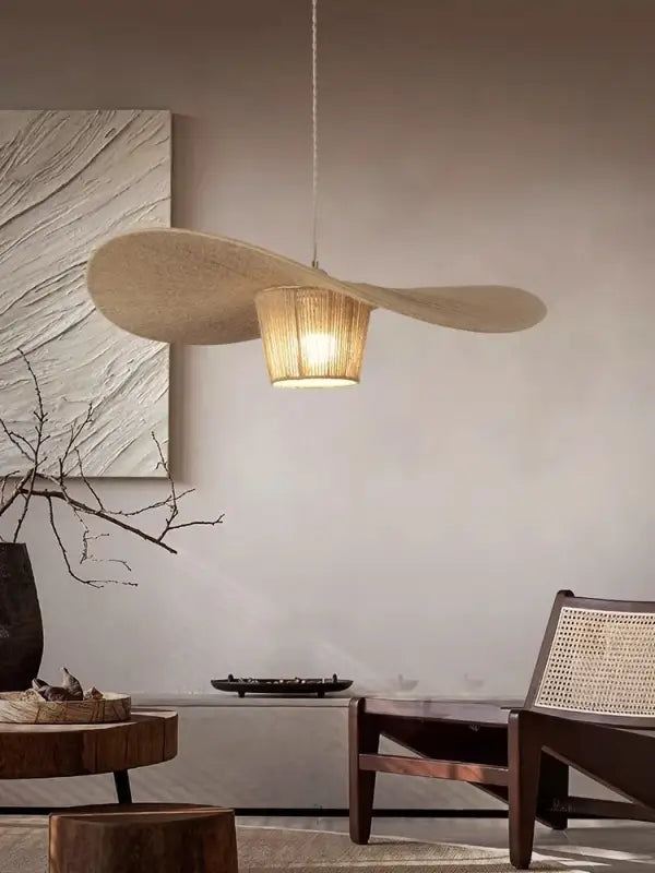 Suspension rotin forme aile naturelle style bohème élégant

