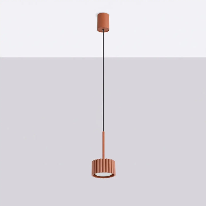 Suspension Aura ocre rouge à spot cannelé, éteinte