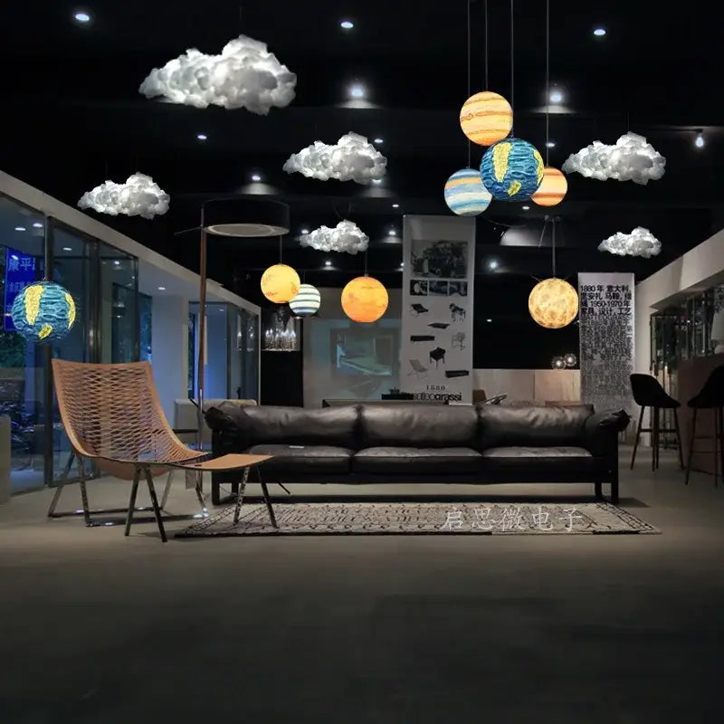 Suspension Système Solaire Avec Planètes Et Nuages

