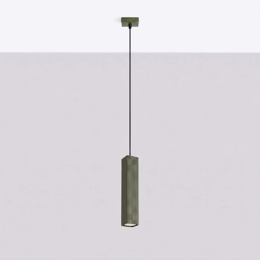Suspension Rayo vert olive à tube cannelé, éteinte