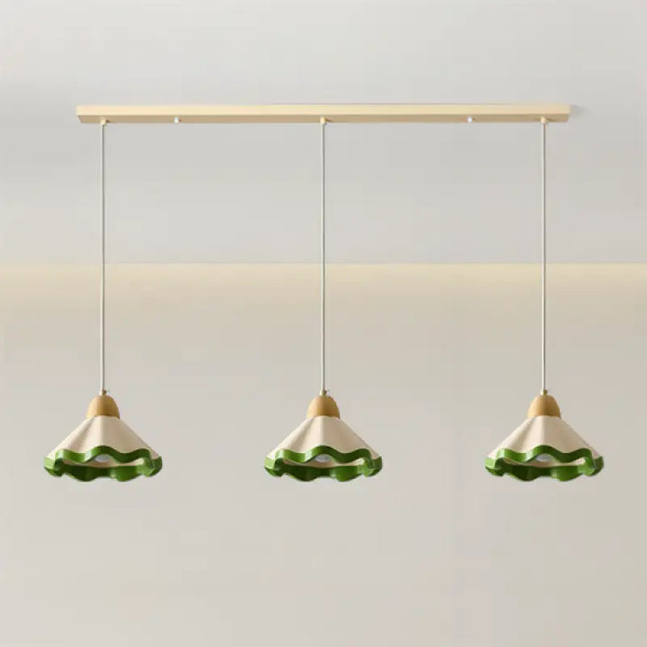 Suspension vintage ondulée style original vert beige chic