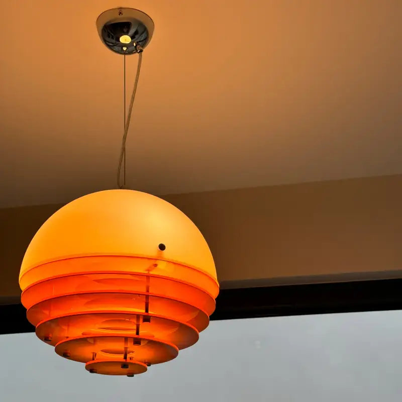 Suspension vintage orange demi-sphère design rétro lumineux

