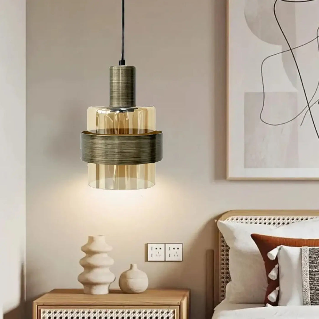Suspension luminaire ambre en métal brossé avec cadre texturé bronze et verre ambré translucide vintage