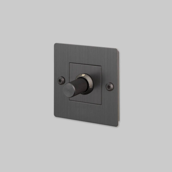Variateur Dimmer à gravure alignée en bronze fumé sans logo #couleur_gris