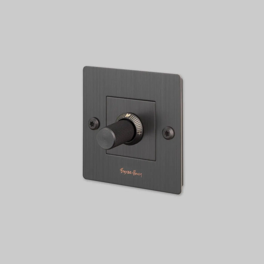 Variateur Dimmer à gravure alignée bronze fumé avec logo #couleur_gris